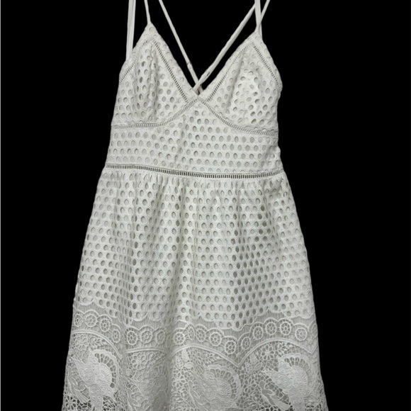 Abercrombie & Fitch White Lace Mini Dress Sleeveless size M 👗 - Picture 3 of 9